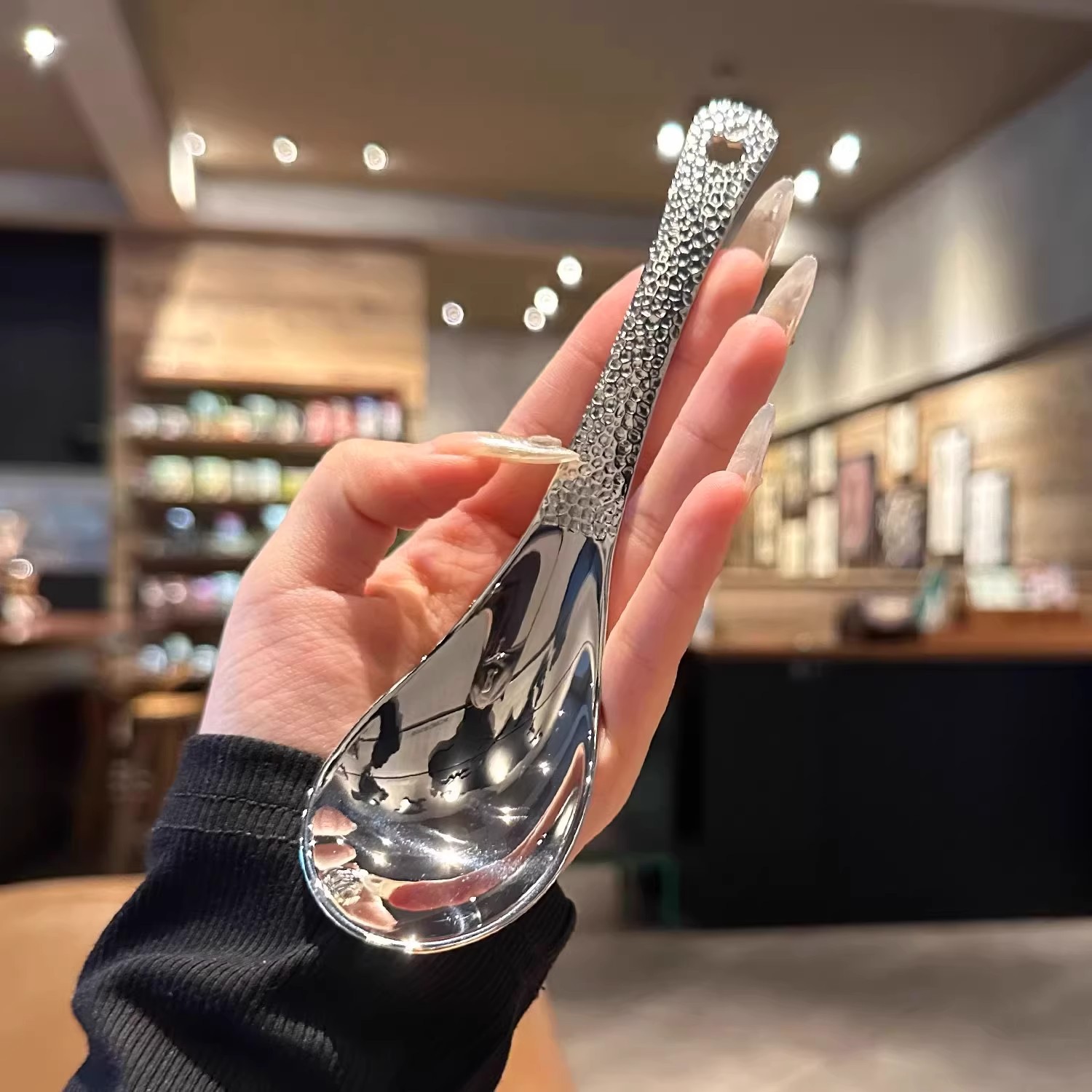 Cuillère martelée de style rét - Commercial Kitchen Utensils avis et prix