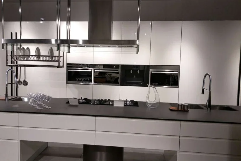 Hotte aspirante îlot de type a - Commercial Kitchen Outlets avis et prix